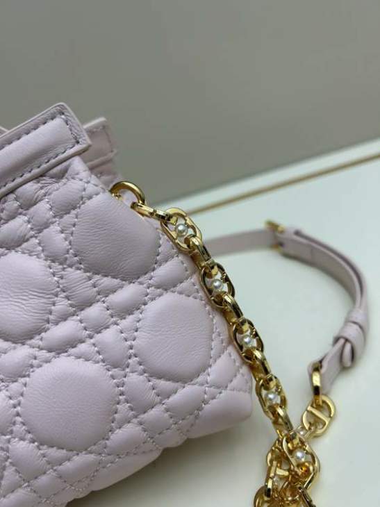 Picture of Dior Handbags _SKUfw239292312fw
